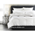 Weiße Polyester Microfiber komfortable Queen Size Bett Steppdecke